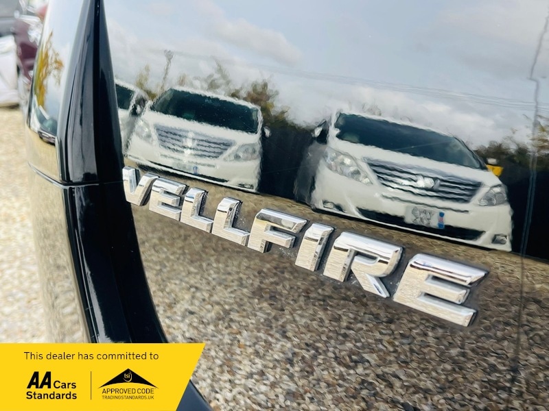 Used Toyota Vellfire 2013 for sale - 76510449: Photo 11