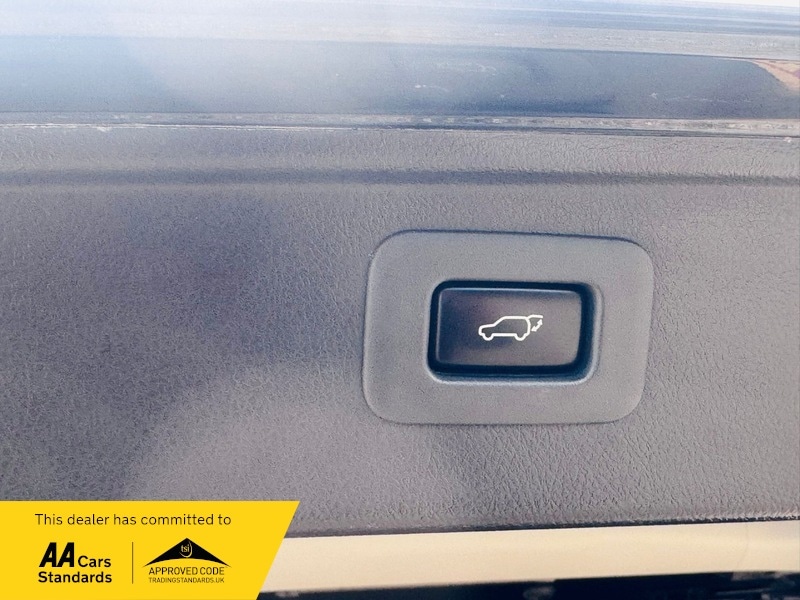 Used Toyota Vellfire 2013 for sale - 76510449: Photo 14