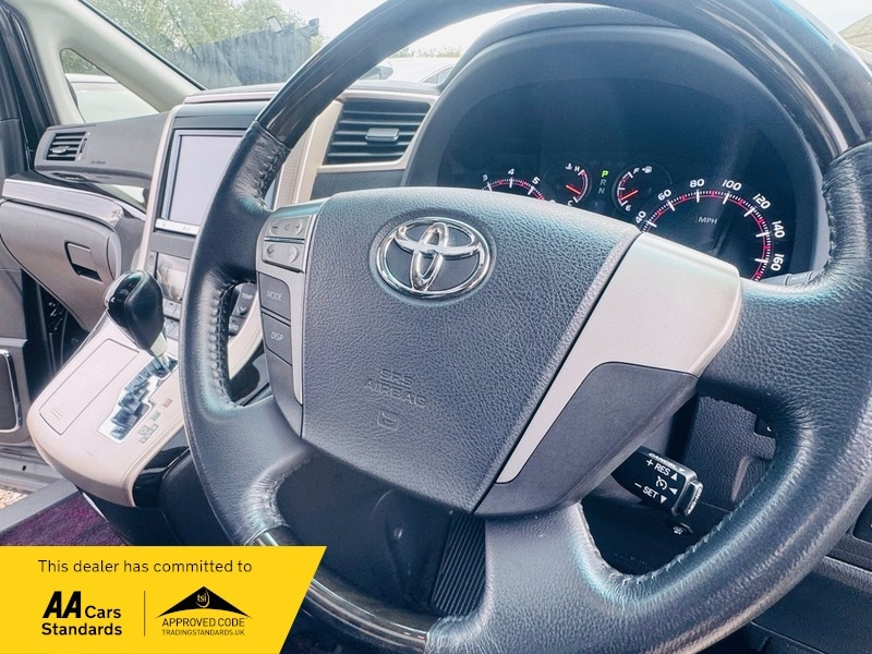 Used Toyota Vellfire 2013 for sale - 76510449: Photo 20
