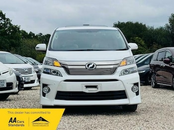 Used Toyota Vellfire 2013 for sale - 78469108: Photo