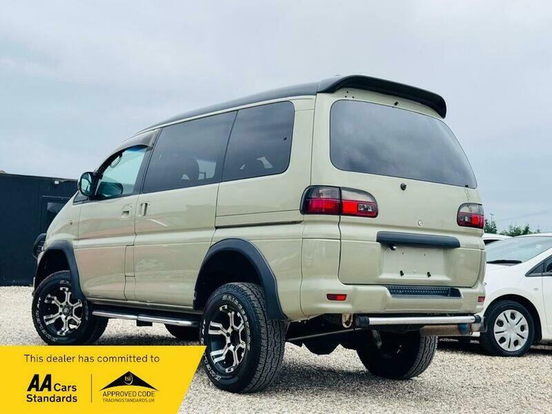 Used Mitsubishi Delica 2006 for sale - 78097646: Photo 5