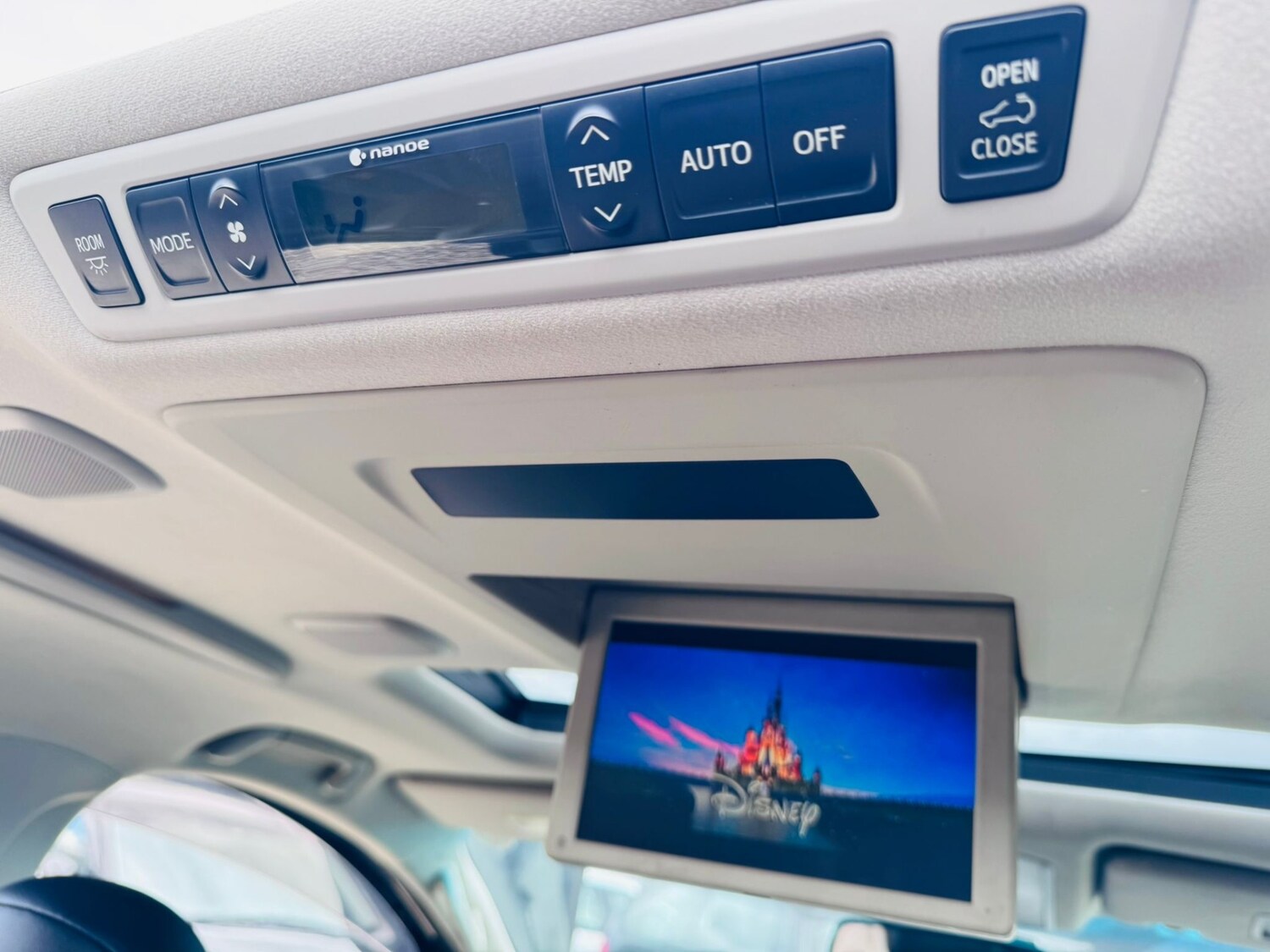 Used Toyota Vellfire 2013 for sale - 78133367: Photo 23