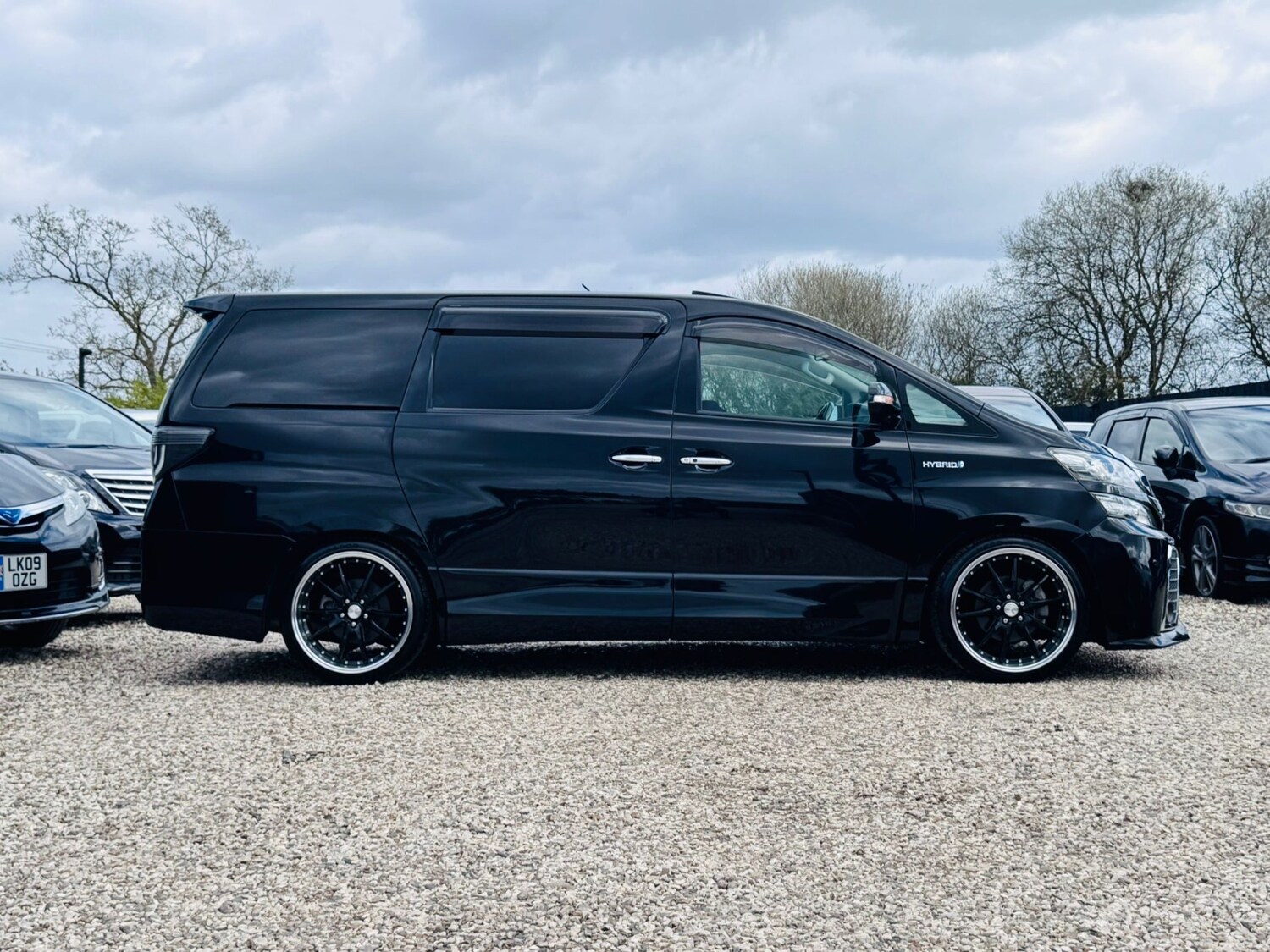 Used Toyota Vellfire 2013 for sale - 78133367: Photo 8