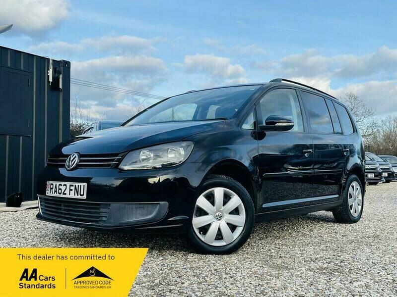 Used Volkswagen Touran 2012 for sale - 77622174: Photo 3