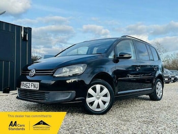 Used Volkswagen Touran 2012 for sale - 77622174: Photo
