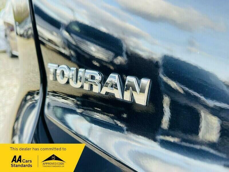 Used Volkswagen Touran 2012 for sale - 77622174: Photo 8