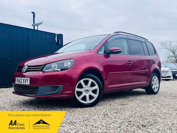 Used Volkswagen Touran undefined for sale - 77622170: Photo