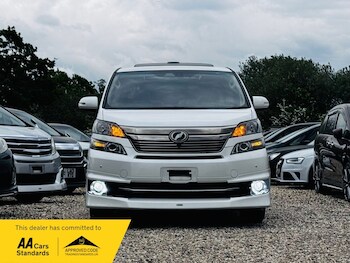 Used Toyota Vellfire 2013 for sale - 78474866: Photo