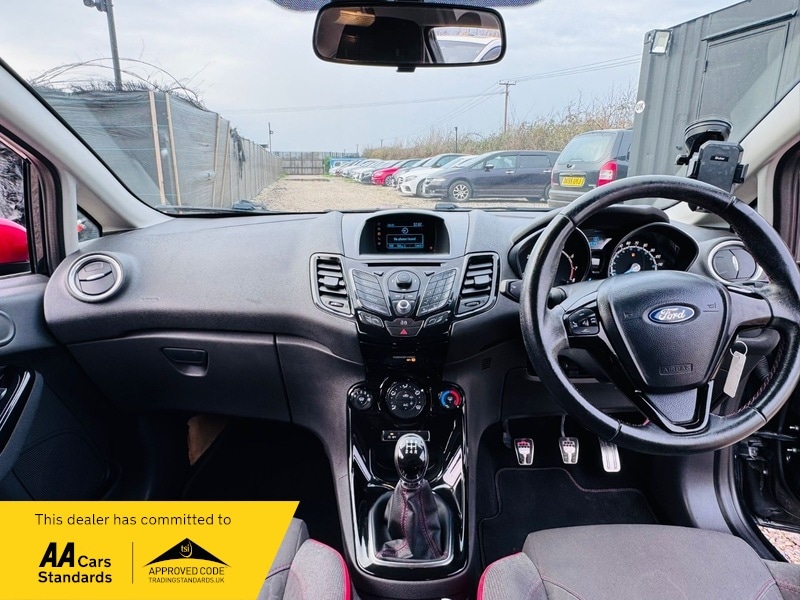 Used Ford Fiesta 2014 for sale - 76896611: Photo 13