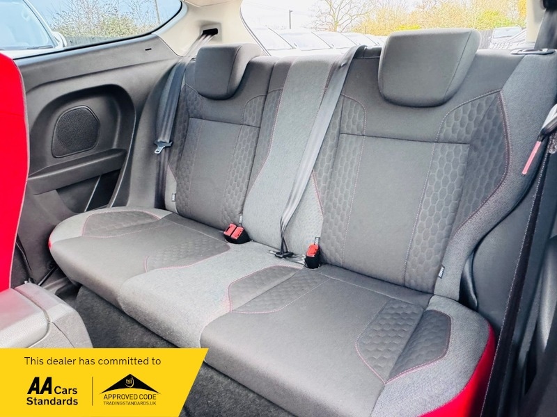 Used Ford Fiesta 2014 for sale - 76896611: Photo 9