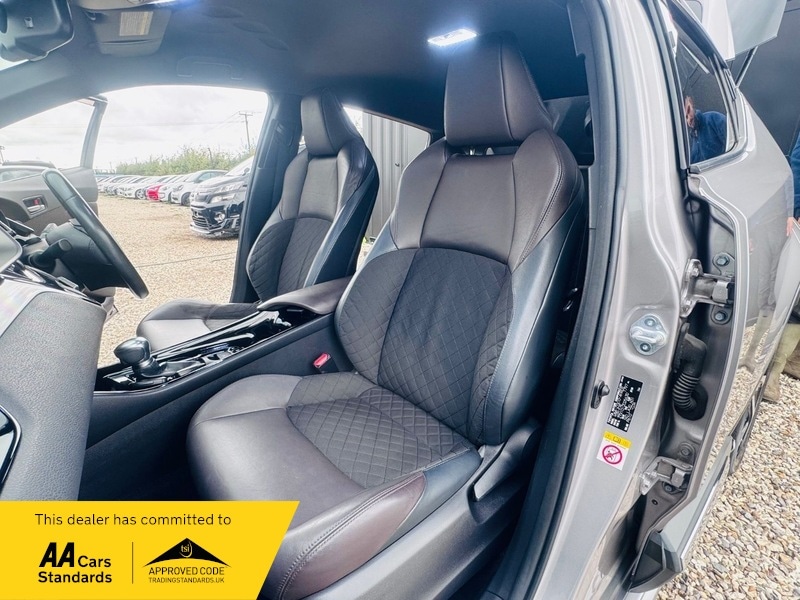 Used Toyota C-HR 2017 for sale - 76510448: Photo 17