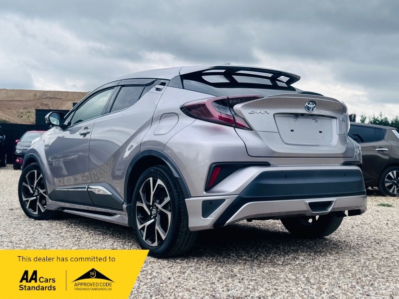 Used Toyota C-HR 2017 for sale - 76510448: Photo 8