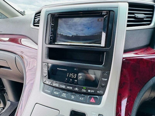 Used Toyota Vellfire 2010 for sale - 76009844: Photo 17