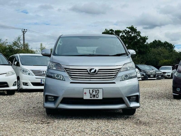 Used Toyota Vellfire 2010 for sale - 76009844: Photo 2