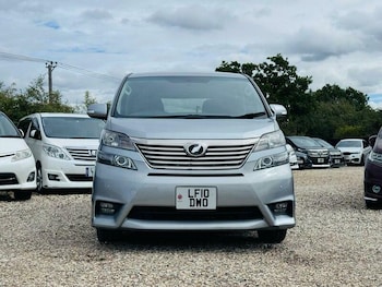 Used Toyota Vellfire 2010 for sale - 76009844: Photo 2