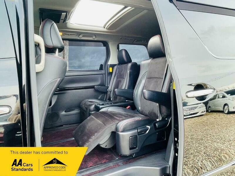Used Toyota Vellfire 2025 for sale - 78201430: Photo 17