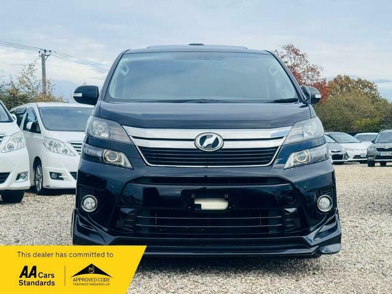 Used Toyota Vellfire 2025 for sale - 78201430: Photo 2