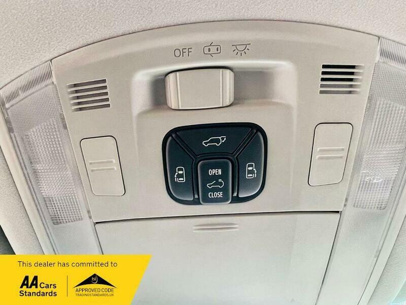 Used Toyota Vellfire 2025 for sale - 78201430: Photo 26