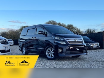 Used Toyota Vellfire 2014 for sale - 78069656: Photo