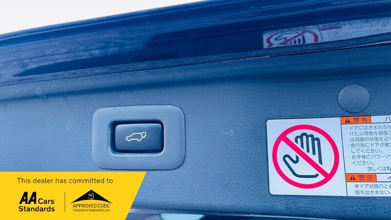 Used Toyota Vellfire 2014 for sale - 78069656: Photo 8