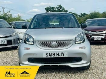 Used smart fortwo 2018 for sale - 79845035: Photo