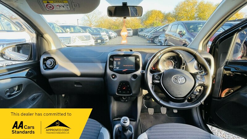 Used Toyota AYGO 2018 for sale - 76798935: Photo 15