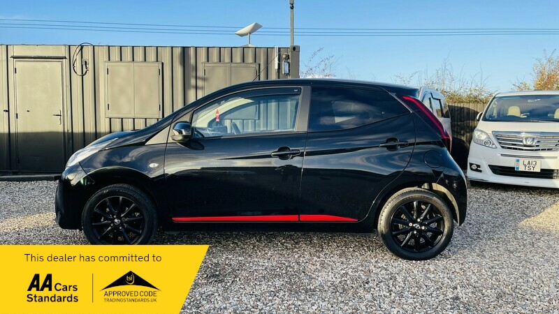 Used Toyota AYGO 2018 for sale - 76798935: Photo 6