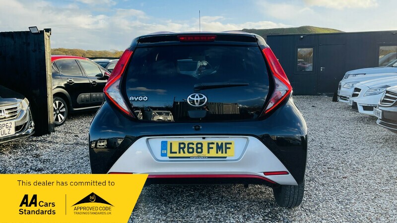 Used Toyota AYGO 2018 for sale - 76798935: Photo 8