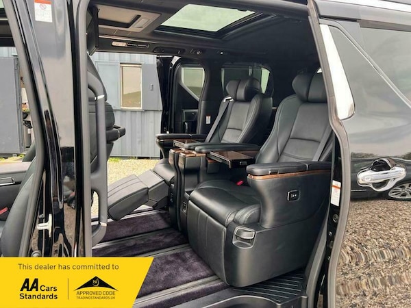 Used Toyota Vellfire 2015 for sale - 75144253: Photo 11