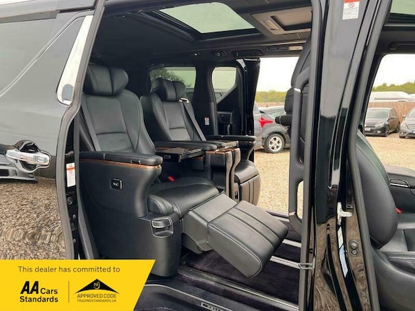 Used Toyota Vellfire 2015 for sale - 75144253: Photo 14