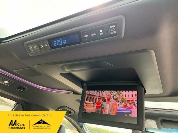 Used Toyota Vellfire 2015 for sale - 75144253: Photo 23