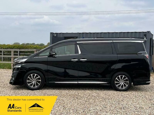Used Toyota Vellfire 2015 for sale - 75144253: Photo 4