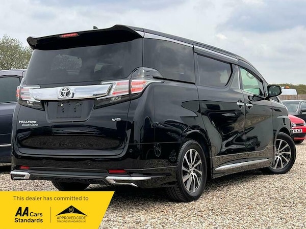 Used Toyota Vellfire 2015 for sale - 75144253: Photo 5