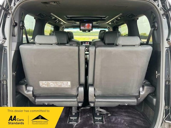 Used Toyota Vellfire 2015 for sale - 75144253: Photo 9