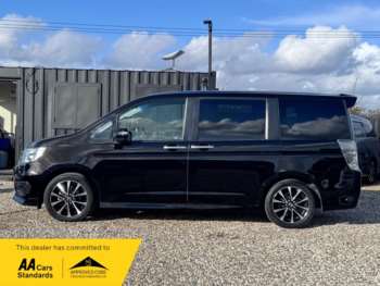 Used Honda Stepwagon  for sale - 75144254: Photo
