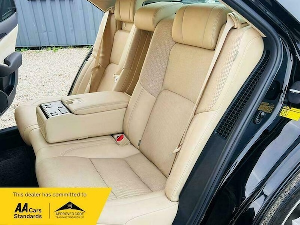 Used Toyota Crown 2013 for sale - 75144268: Photo 10