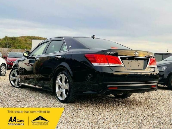 Used Toyota Crown 2013 for sale - 75144268: Photo 5
