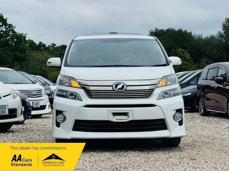 Used Toyota Vellfire 2025 for sale - 77622135: Photo 2