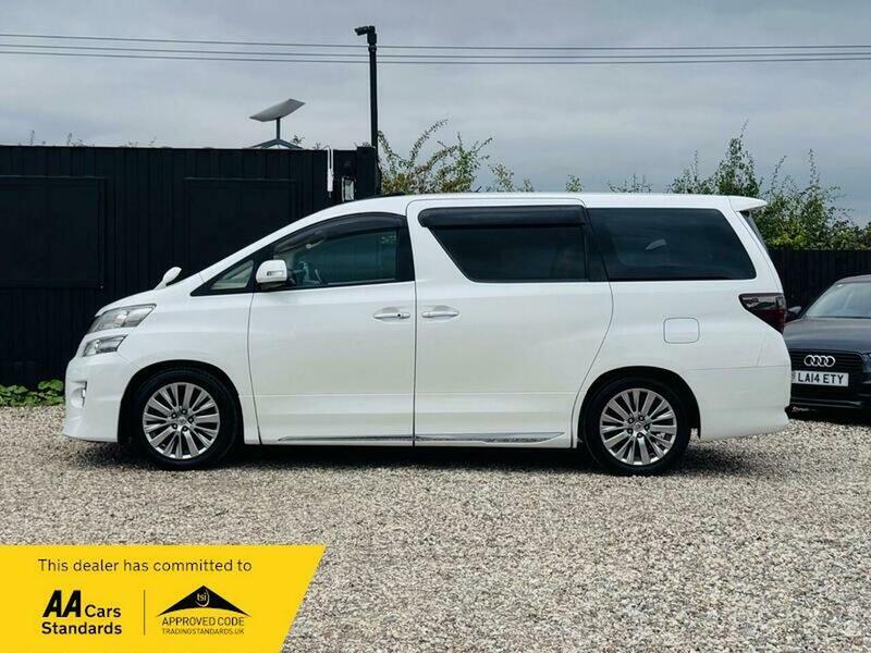 Used Toyota Vellfire 2025 for sale - 77622135: Photo 4