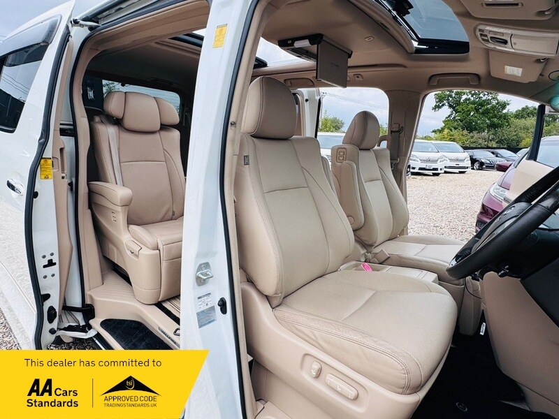 Used Toyota Vellfire 2013 for sale - 77990319: Photo 15