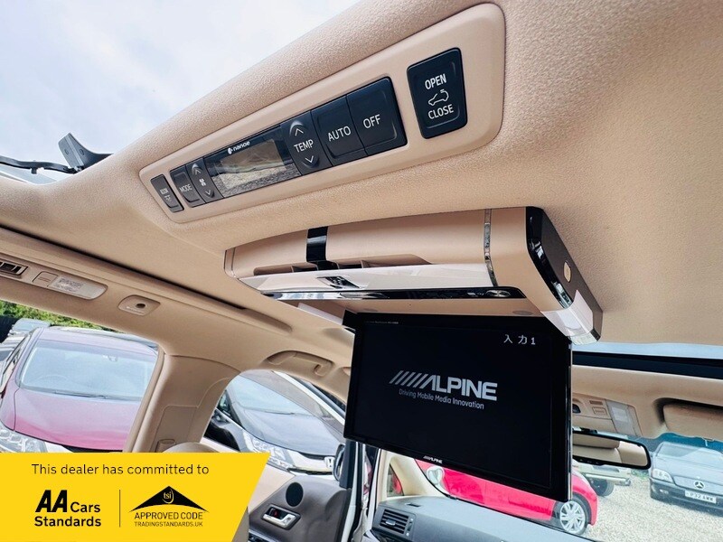 Used Toyota Vellfire 2013 for sale - 77990319: Photo 23