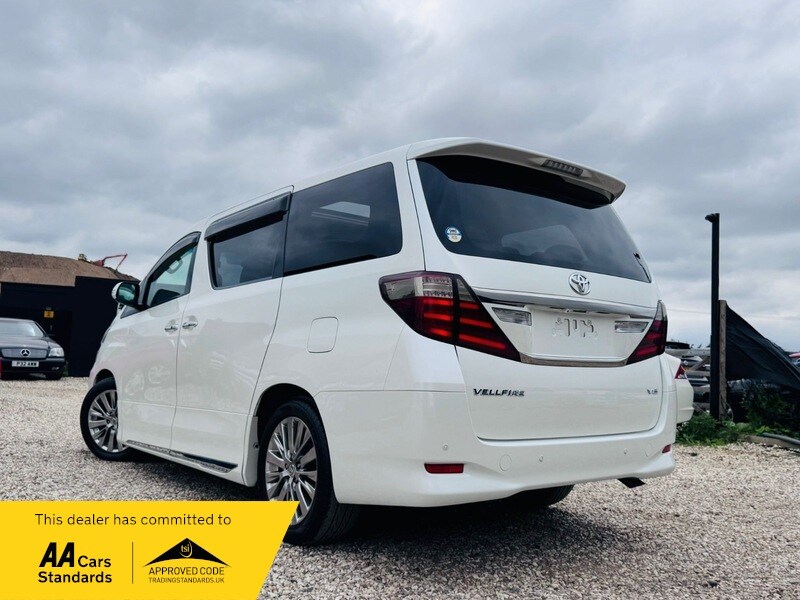 Used Toyota Vellfire 2013 for sale - 77990319: Photo 5