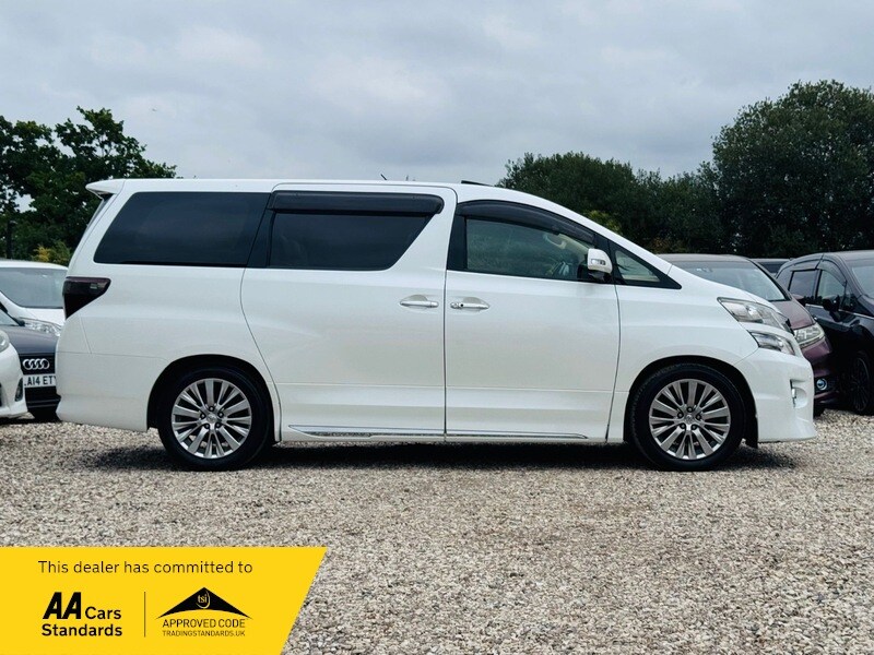 Used Toyota Vellfire 2013 for sale - 77990319: Photo 8