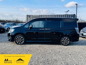 Used Honda Stepwagon 2012 for sale - 79152583: Photo