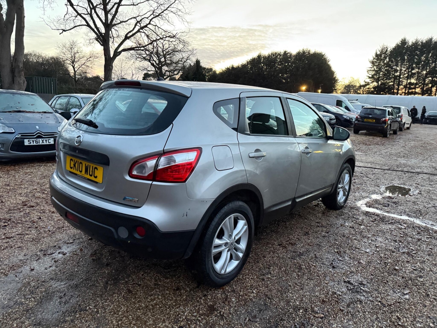 Used Nissan Qashqai 2010 for sale - 77090899: Photo 9