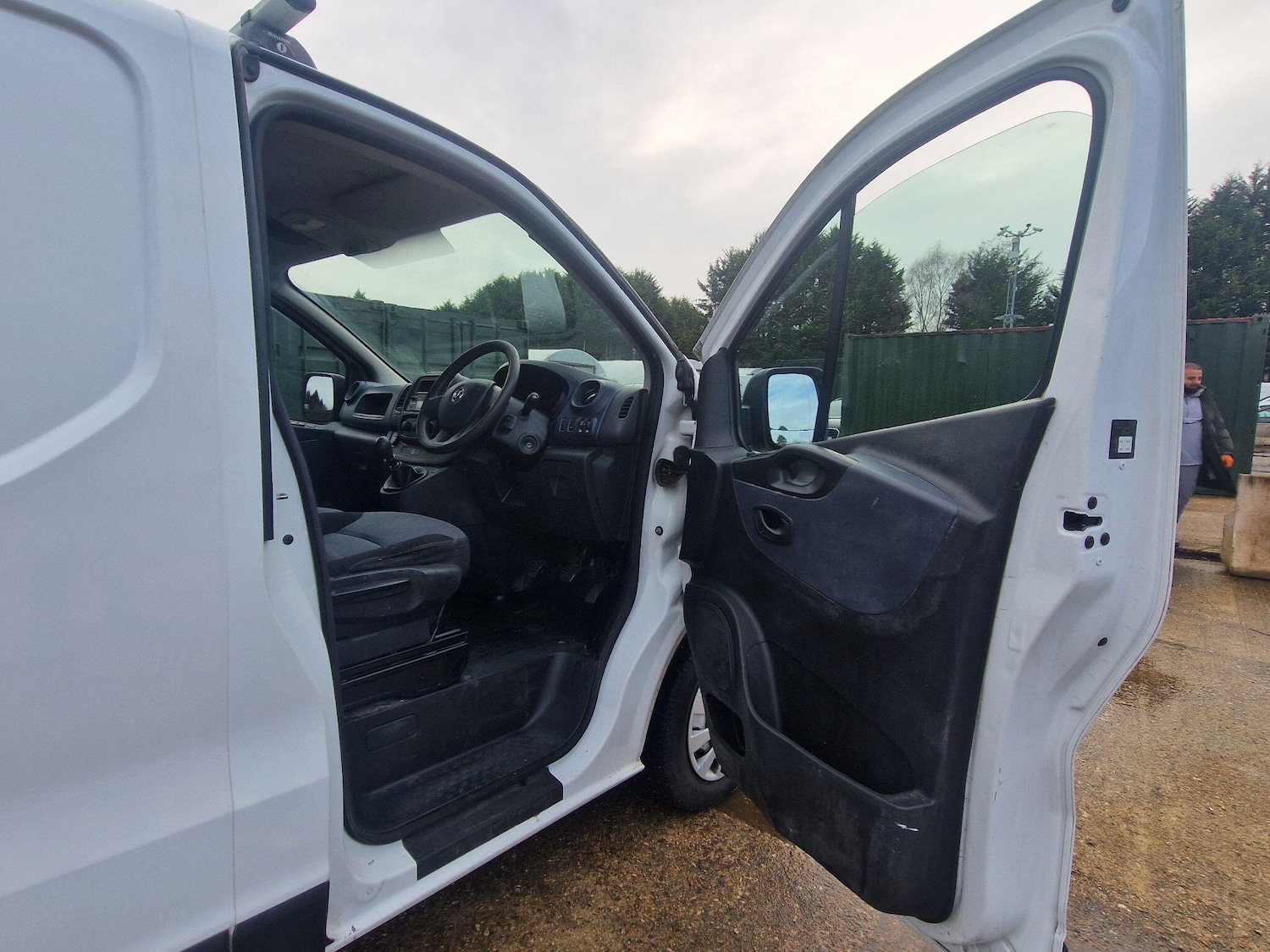 Used Vauxhall Vivaro 2017 for sale - 77525005: Photo 10