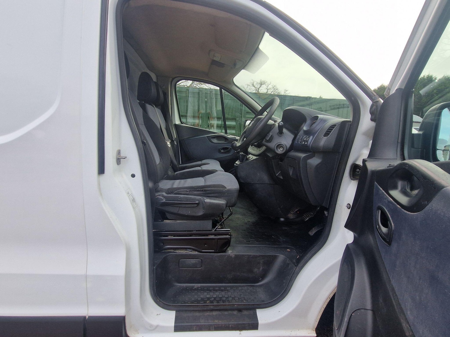 Used Vauxhall Vivaro 2017 for sale - 77525005: Photo 11
