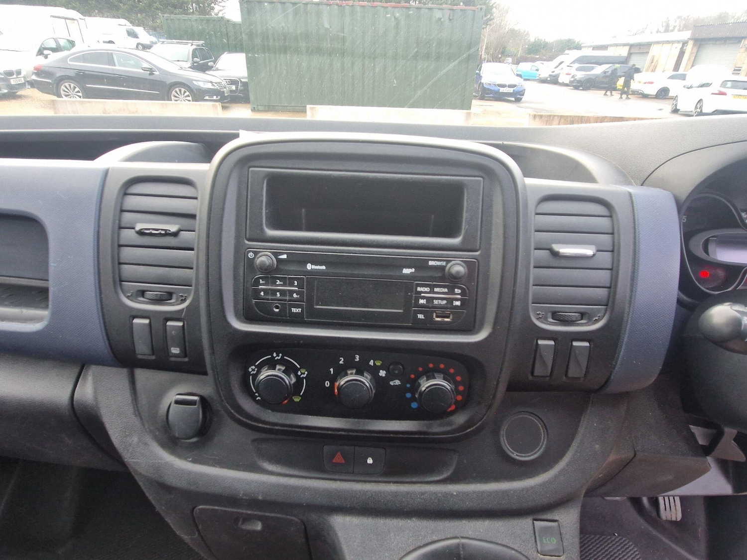 Used Vauxhall Vivaro 2017 for sale - 77525005: Photo 16