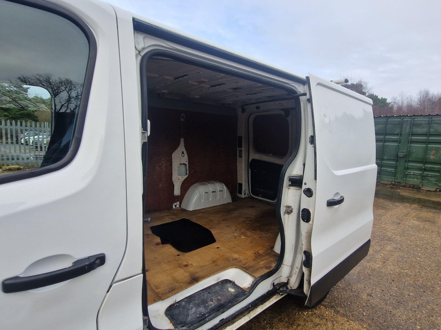 Used Vauxhall Vivaro 2017 for sale - 77525005: Photo 17