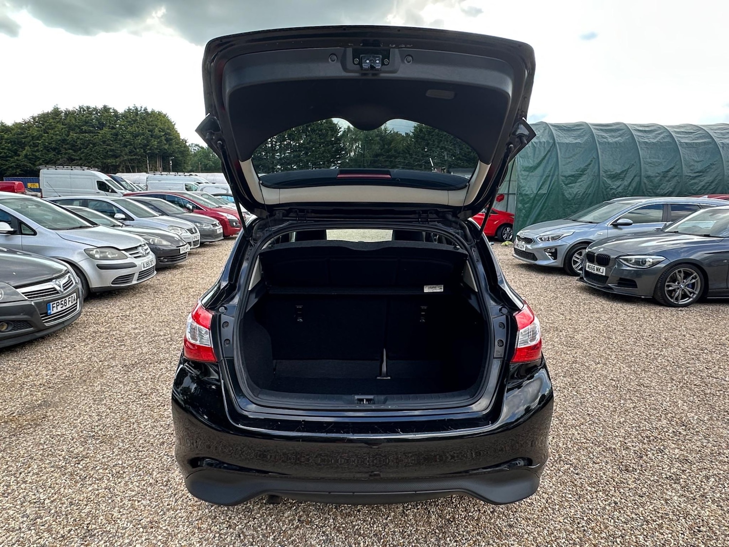 Used Nissan Pulsar 2016 for sale - 77091889: Photo 11